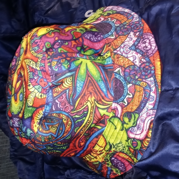 Other - Psychedelic bucket hat NWOT